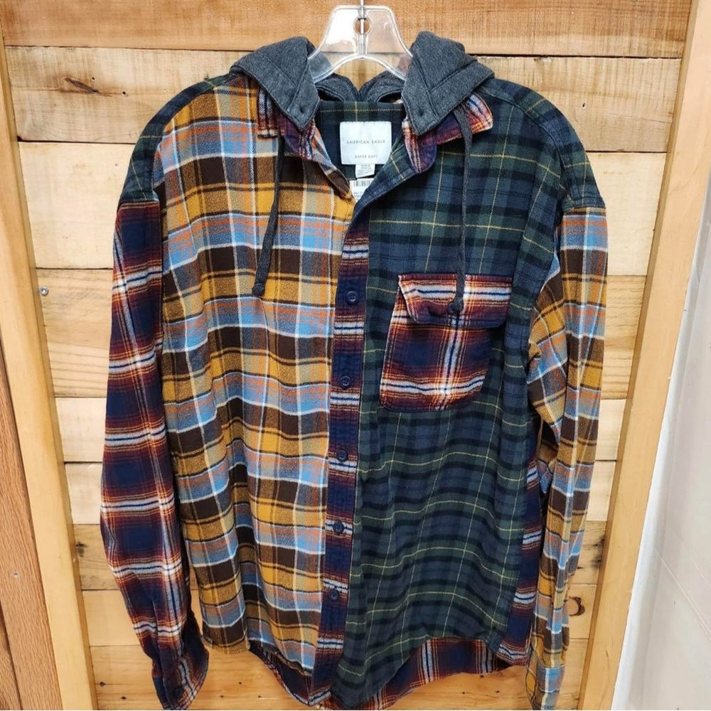 American Eagle Outfitters Men's Hooded Flannel Mismatch Pattern Shirt - Picture 3 of 14